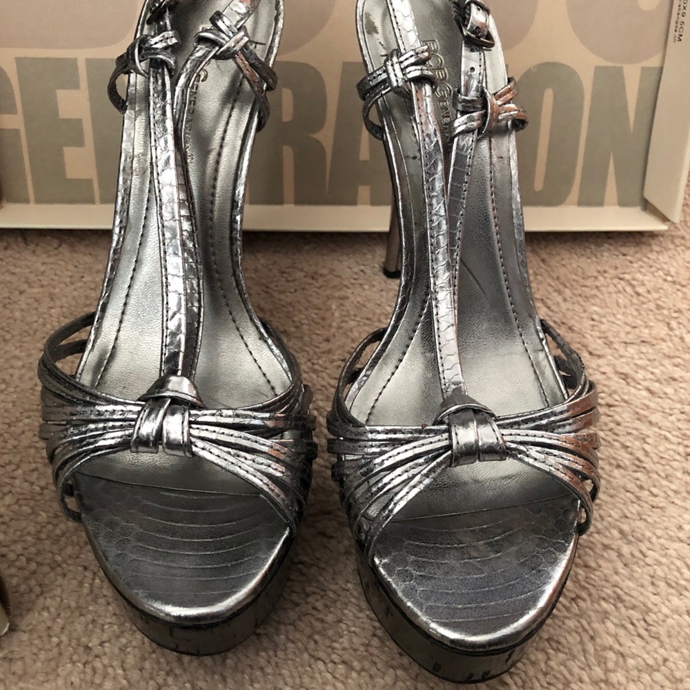 BCBG heels